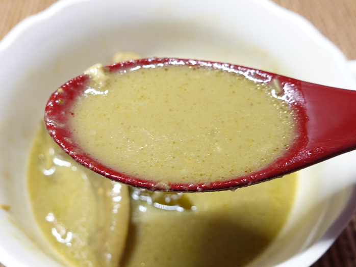 ヤマモリ タイカレーグリーン のスープ